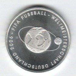 Stříbrná pamětní mince MS ve fotbale 2006 "Zeměkoule" 2004, b.k.